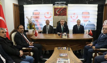 ELAZIĞ - BBP Genel Başkanı Destici: "Terör örgütünün partisinin kazanma ihtimali olan yerlerde hassasiyet gösterdik ve aday çıkarmadık"