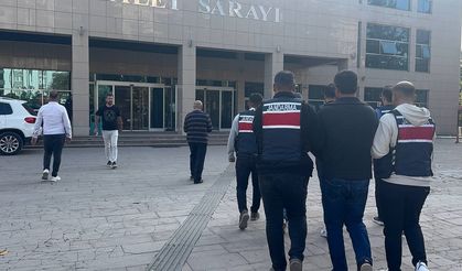Kilis’te PKK/PYD/YPG üyesi 2 şahıs yakalandı