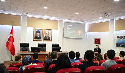 Sinop’ta kamu görevlilerine yapay zekâ eğitimi