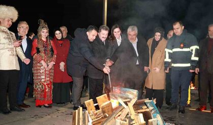 Samsun'da Nevruz ateşi yandı