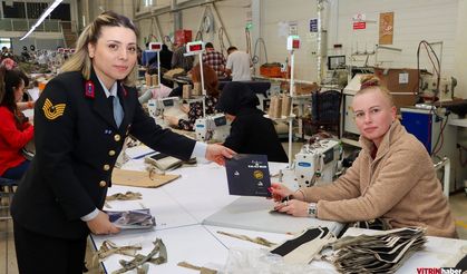 Jandarma ekipleri kadına şiddete karşı bilgilendirdi