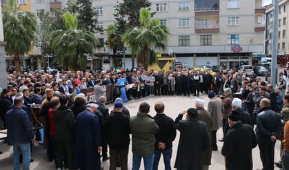 İsrail'in Gazze'ye yönelik saldırıları protesto edildi