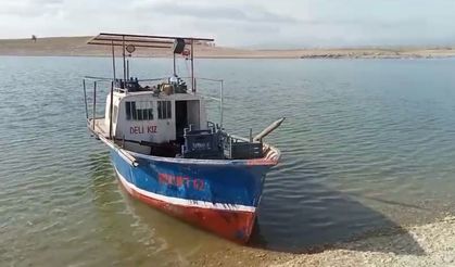 İç sularda balık avı yasağı başladı, tekneler karaya çekildi