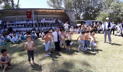 Geleneksel bayram festivalleri aratmadı