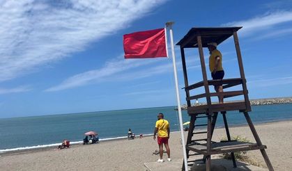 Tatil beldesinde denize girmek yasaklandı