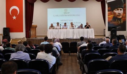 Sinop'ta okul müdürleri Yıl Sonu Değerlendirme Toplantısında buluştu