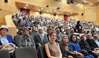 Gerze Huzurevi sakinleri sanat gecesinde buluştu