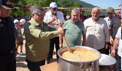 Oğuzeli köyünde geleneksel keşkek şenliği düzenlendi