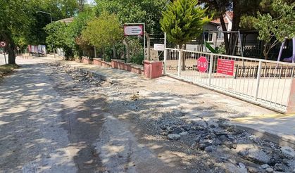 Sinop’ta sağanak sonrası bozulan yolda onarım bekleniyor