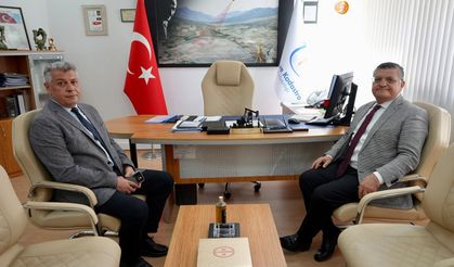 Vali Özarslan’dan İl Kadastro Müdürü Türk'e ziyaret