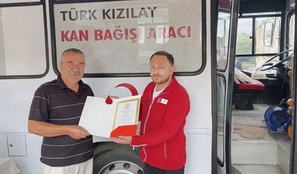 Hayat kurtaran 38 bağışa altın madalya