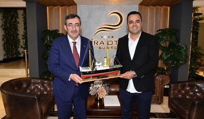 Fatih Kara, Cumhurbaşkanı Yardımcısı Cevdet Yılmaz’ı Sinop’taki otelinde ağırladı