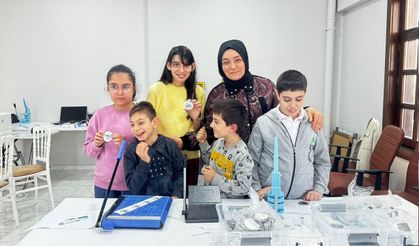 Özel gereksinimli çocuklar üreterek hayata katılıyor