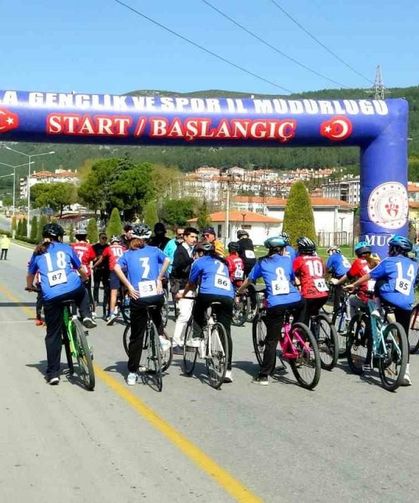 Muğla’da okul sporları bisiklet yarışı düzenlendi