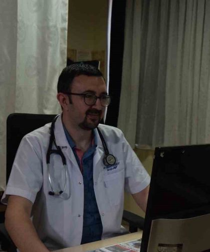 Uzman Dr. Oğuz: "Covid aşısı olmayanlar için kalp krizi riski artıyor"