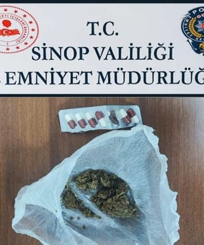 Sinop’ta şüpheli 3 kişinin üzerinde uyuşturucu bulundu