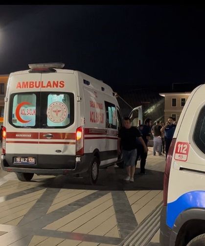 14 yaşındaki genç kız 4 kişiyi bıçakladı