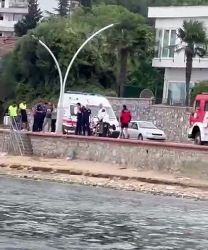 Denizde erkek cesedi bulundu