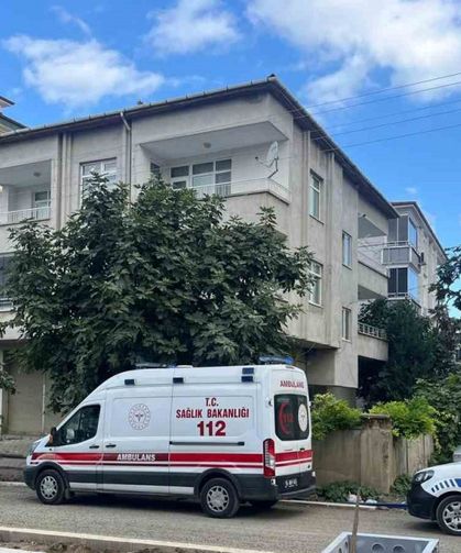 Evinin çatı katında ölü bulundu