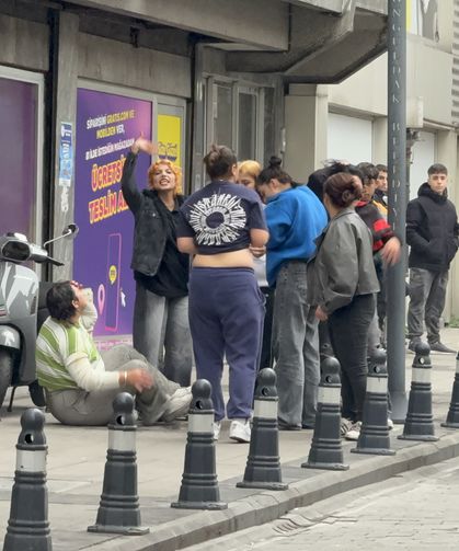 İki grup arasında kavga çıktı