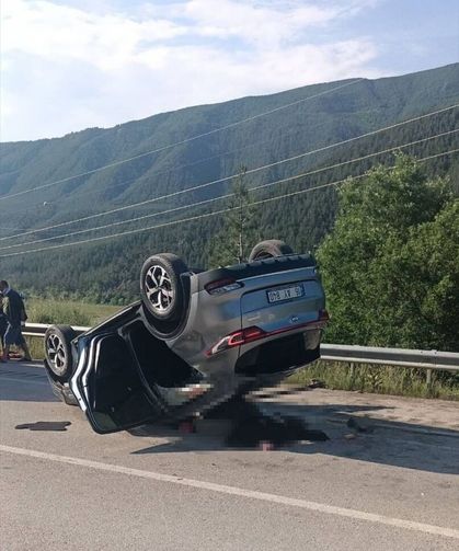 Araç devrildi: 1 ölü, 5 yaralı