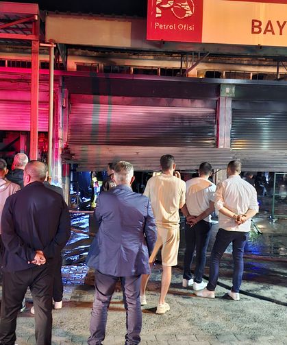 Oto yıkama dükkanında yangın çıktı