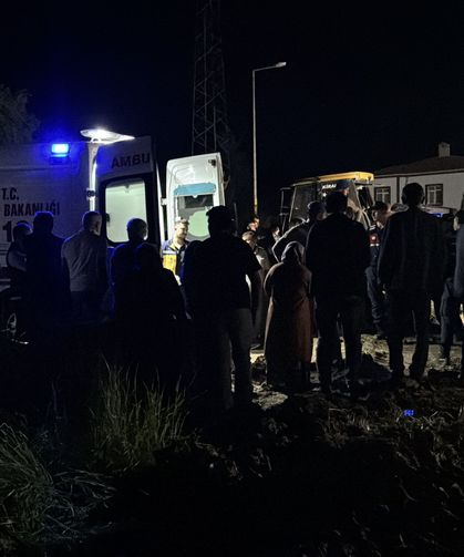 Toprak altında kalan işçi öldü