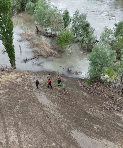 Çayda kaybolan kızı arama çalışmaları 31. gününde