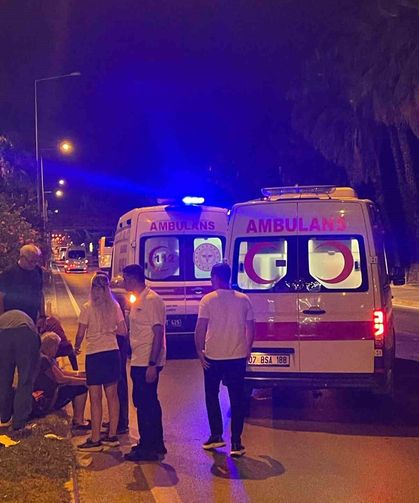 Otomobilin çarptığı turist öldü