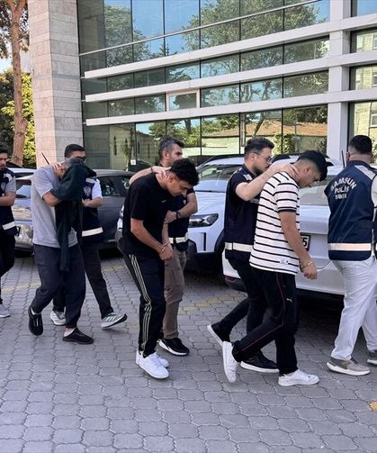 Dolandırıcılık operasyonunda 4 kişi tutuklandı