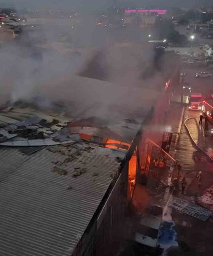 Fabrikadaki patlama anı kamerada