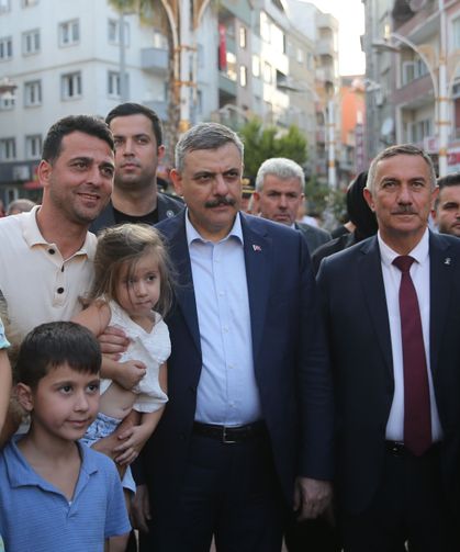 Bakan Çiftçi, Türkeli halkıyla buluştu