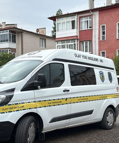 3. kattan düşen çocuk ağır yaralandı