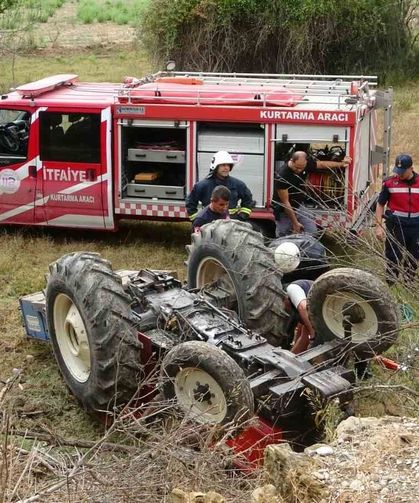 Feci Traktör Kazası: Edebiyat Öğretmeni Yaşamını Yitirdi