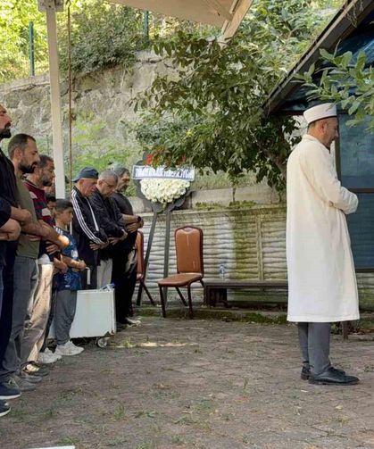 Milli sporcu çatıdan düşerek hayatını kaybetti