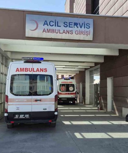 Otomobilin çarptığı çocuk yaralandı