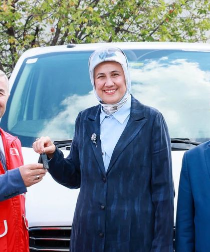 Sinop Kızılay’ın hizmet gücüne yeni araç desteği
