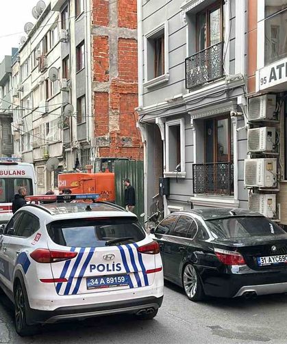 Apartman boşluğuna düşerek hayatını kaybetti
