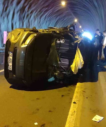 Tünelde trafik kazası: 3 yaralı