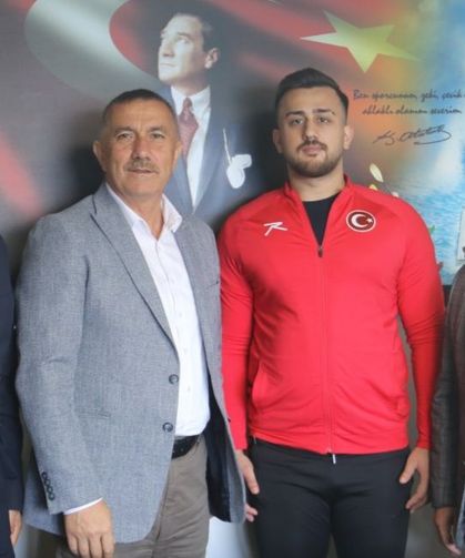 Tataminin Gururu Ümit Ercan Sinop’ta!