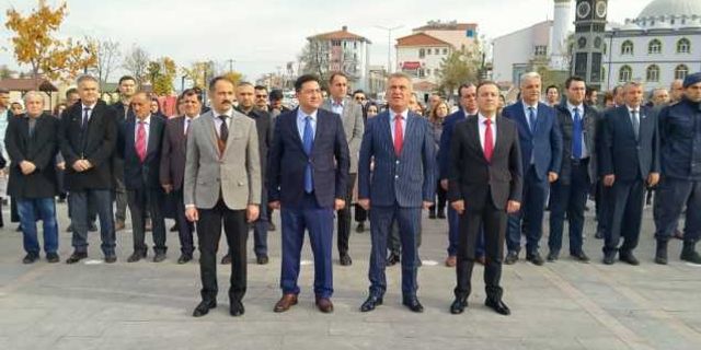 Samsun'da 24 Kasım Öğretmenler Günü kutlandı