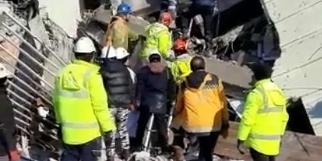 Maden işçileri Kahramanmaraş’ta 2 kişiyi enkaz altında sağ çıkardı