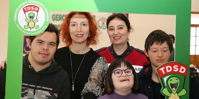 TOKAT - Down sendromlu çocuklardan depremzede akranlarına hediye