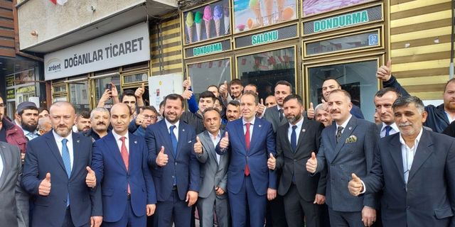 Yeniden Refah Partisi Genel Başkanı Fatih Erbakan, Alaca'da esnaf ziyareti yaptı