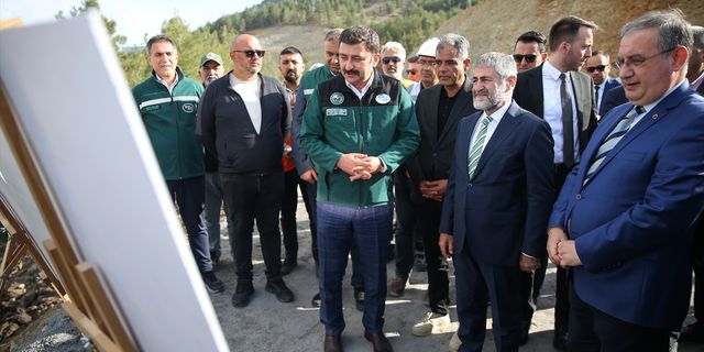 MERSİN - Hazine ve Maliye Bakanı Nureddin Nebati, Sorgun Barajı'nda incelemelerde bulundu