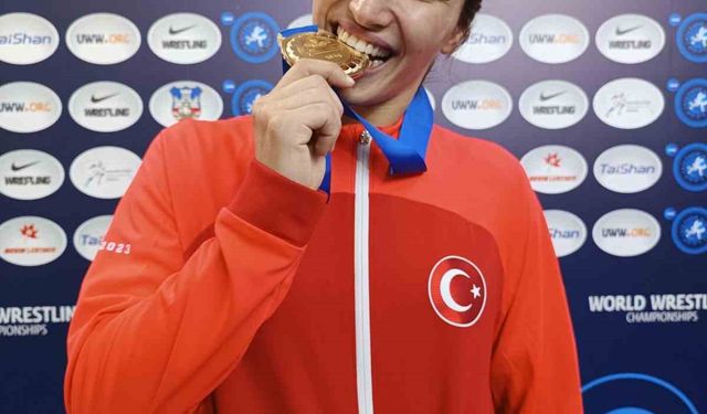 Buse Tosun Çavuşoğlu: "İnşallah olimpiyatlarda da ülkeme altın madalya kazandırırım"