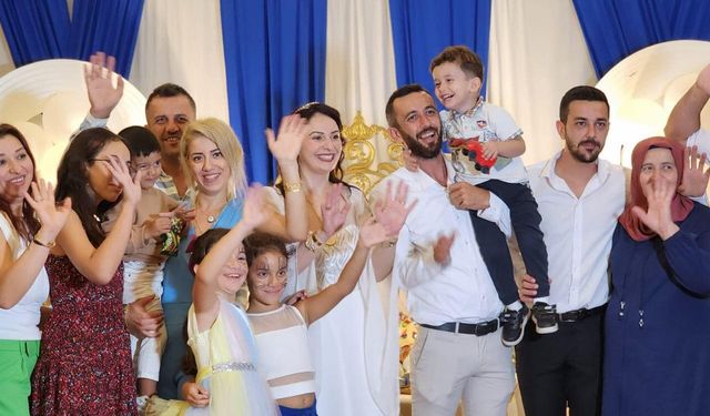 Şen ailesinin mutlu günü