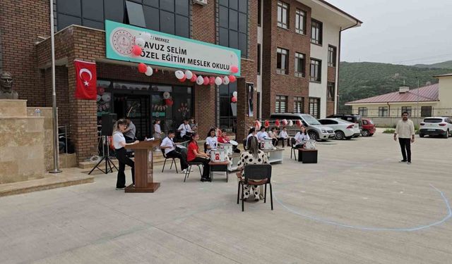 Türkiye’de tek olan kampüste engelli öğrenciler 23 Nisan’ı kutladı