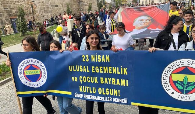 Sinop Fenerbahçeliler Derneğinden 23 Nisan yürüyüşü