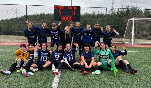 Boyabat Eğitim Spor Kadın Futbol Takımı şampiyonluk mücadelesi verecek